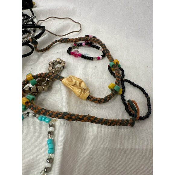 Mixed Costume Jewelry Lot Necklaces & Bracelets With Beads Charms & Pendants - Picture 5 of 5